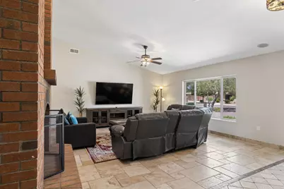 9023 W Patrick Lane, Peoria, AZ 85383 - Photo 4