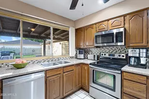 1702 E Libra Dr, Tempe, AZ 85283 - Photo 16