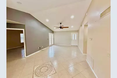 7568 W Kerry Lane, Glendale, AZ 85308 - Photo 6