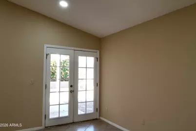 7568 W Kerry Lane, Glendale, AZ 85308 - Photo 6