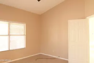 7568 W Kerry Ln, Glendale, AZ 85308 - Photo 8