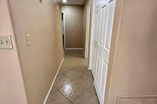 7568 W Kerry Ln, Glendale, AZ 85308 - Photo 10