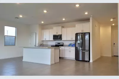 15998 W Smoketree Drive, Surprise, AZ 85387 - Photo 8