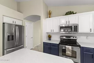 13159 W Port Royale Ln, Surprise, AZ 85379 - Photo 18