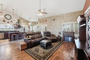 13311 W Windsor Ave, Goodyear, AZ 85395 - Photo 6