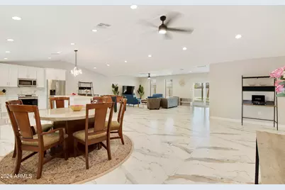 1826 W Oraibi Drive, Phoenix, AZ 85027 - Photo 12