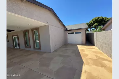 1826 W Oraibi Drive, Phoenix, AZ 85027 - Photo 26