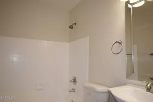 9222 N 35th Ave, Phoenix, AZ 85051 - Photo 4