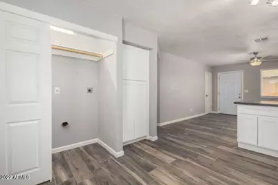 3 N Naco Way #Apt 2, Chandler, AZ 85225 - Photo 6
