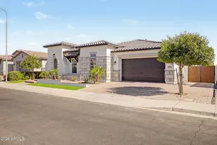 2083 E Scorpio Pl, Chandler, AZ 85249 - Photo 2