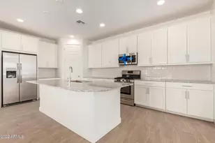 132 E Teakwood Dr, Chandler, AZ 85249 - Photo 10
