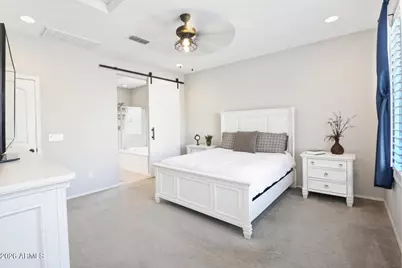 26711 N 70th Lane, Peoria, AZ 85383 - Photo 8