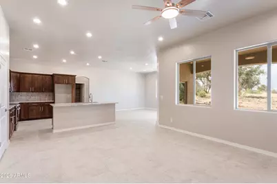 5329 E Hidden Oak Drive, Hereford, AZ 85615 - Photo 8