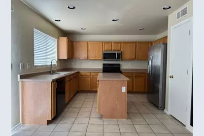1960 S 159th Avenue, Goodyear, AZ 85338 - Photo 6