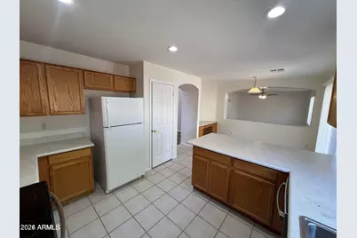 15054 W Polk Street, Goodyear, AZ 85338 - Photo 12