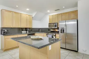 3430 E Avalon Dr, Phoenix, AZ 85018 - Photo 14