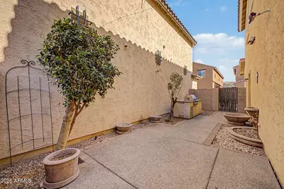 7735 W Eaton Road, Phoenix, AZ 85035 - Photo 24