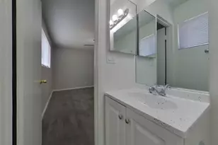 1626 W Pepper Pl, Mesa, AZ 85201 - Photo 8
