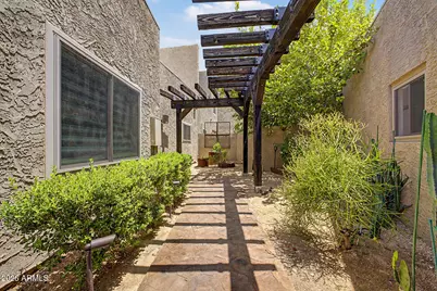 7209 E McDonald Drive #12, Scottsdale, AZ 85250 - Photo 4