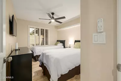 5402 E Laurel Lane, Scottsdale, AZ 85254 - Photo 18