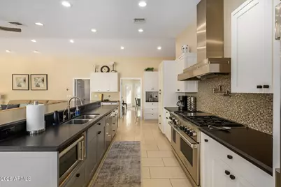 5402 E Laurel Lane, Scottsdale, AZ 85254 - Photo 4