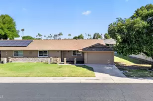 10413 W Roundelay Cir, Sun City, AZ 85351 - Photo 38