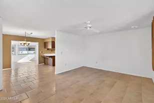 10413 W Roundelay Cir, Sun City, AZ 85351 - Photo 6