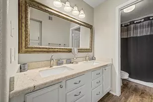 6885 E Cochise Rd, Paradise Valley, AZ 85253 - Photo 16