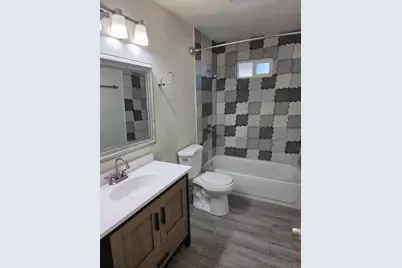 6717 N 53rd Avenue, Glendale, AZ 85301 - Photo 8