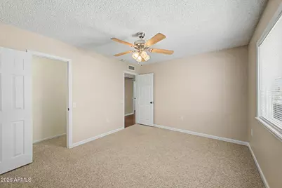 10129 W Pine Springs Drive, Sun City, AZ 85373 - Photo 14