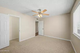 10129 W Pine Springs Dr, Sun City, AZ 85373 - Photo 14