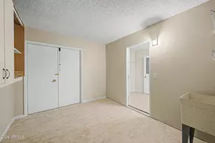 10129 W Pine Springs Dr, Sun City, AZ 85373 - Photo 16