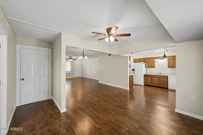 10129 W Pine Springs Drive, Sun City, AZ 85373 - Photo 6