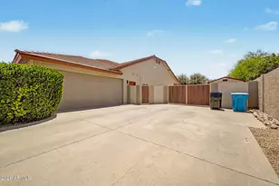 4637 W Misty Willow Ln, Glendale, AZ 85310 - Photo 8