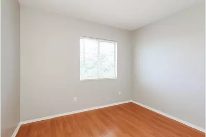 6249 W Encinas Lane, Phoenix, AZ 85043 - Photo 2