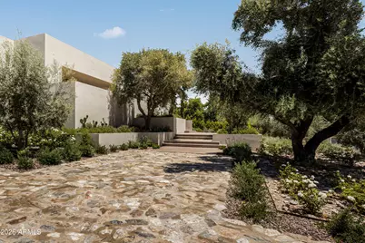 4510 E Maderos Del Cuenta Drive, Paradise Valley, AZ 85253 - Photo 2