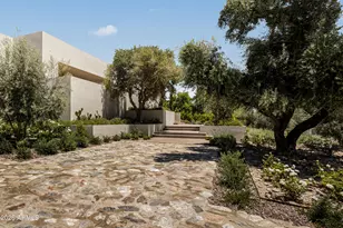 4510 E Maderos Del Cuenta Dr, Paradise Valley, AZ 85253 - Photo 2