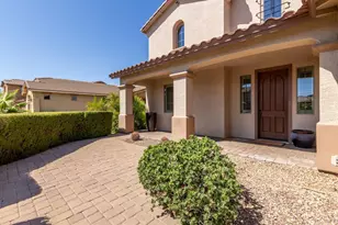 622 W San Carlos Way, Chandler, AZ 85248 - Photo 2