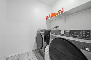5830 S 23rd Dr, Phoenix, AZ 85041 - Photo 32