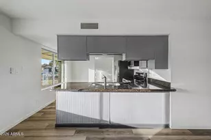 7809 W Monterey Way, Phoenix, AZ 85033 - Photo 16