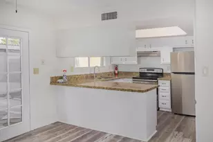 1029 E Bendix Dr, Tempe, AZ 85283 - Photo 8
