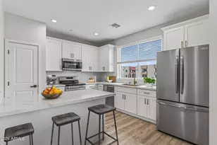 2601 E Clarendon Ave, Phoenix, AZ 85016 - Photo 14