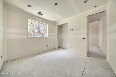 909 W Tamarisk Street, Phoenix, AZ 85041 - Photo 24