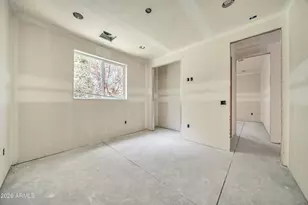909 W Tamarisk St, Phoenix, AZ 85041 - Photo 24