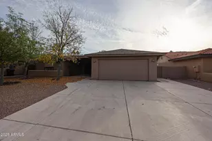 26033 S Hollygreen Dr, Sun Lakes, AZ 85248 - Photo 2