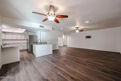 26033 S Hollygreen Drive, Sun Lakes, AZ 85248 - Photo 10