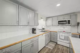 10712 E Apache Trail Trail, Apache Junction, AZ 85120 - Photo 4