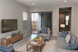 6519 E Villa Maria Dr, Phoenix, AZ 85054 - Photo 2