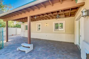 526 E Flynn Ln, Phoenix, AZ 85012 - Photo 28