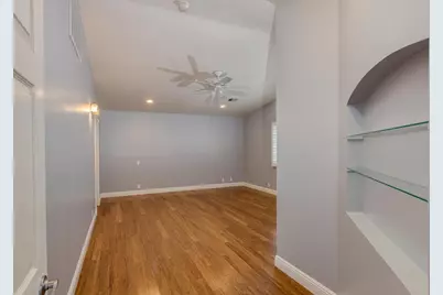 526 E Flynn Lane, Phoenix, AZ 85012 - Photo 18